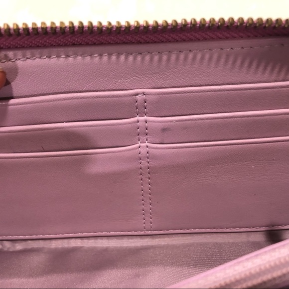 Classic Coach zip around wallet! - Picture 9 of 9